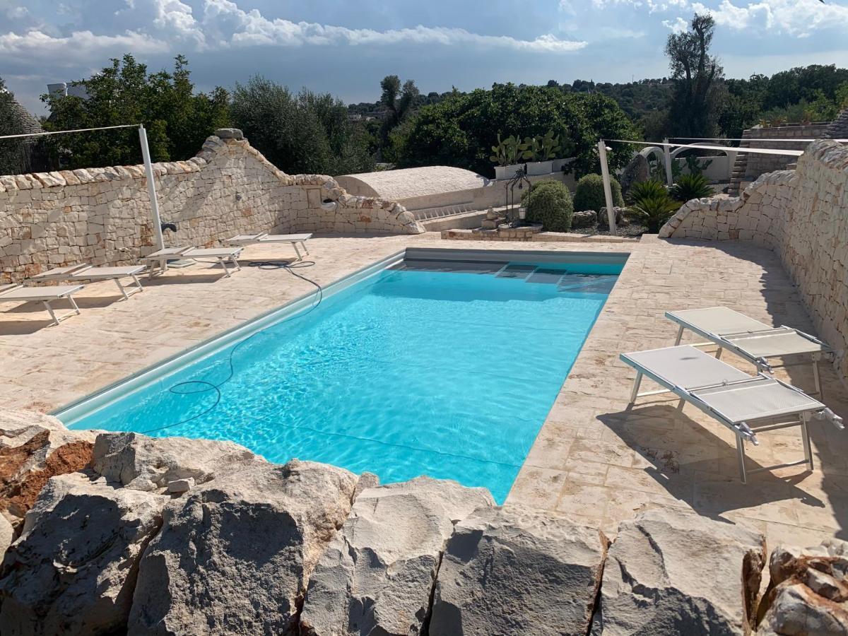 チステルニーノ Trulli Tesoro Bed & Breakfast エクステリア 写真